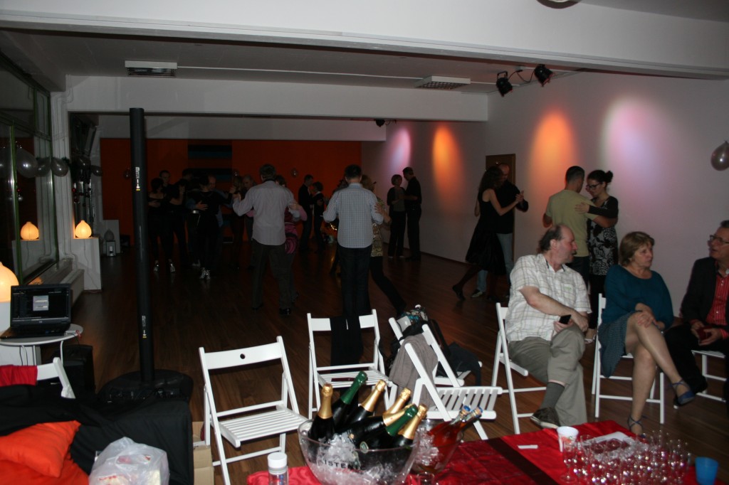 Tango šola - Istenič - vilonga