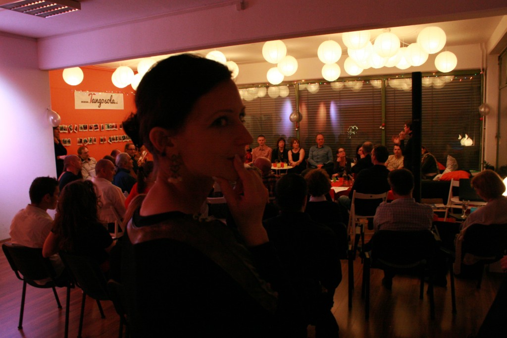 Tango šola in Istenič penine